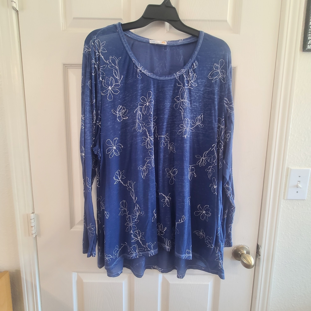 C&C California Navy Blue Floral Long-Sleeve Tee